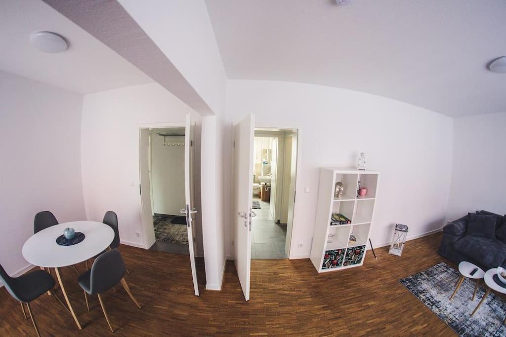 Wunderschoene Neue 3,5 Zimmerwohnung Naehe Kassel Bis 4 Erwachsene 3 Kinder Fuldatal Exterior foto